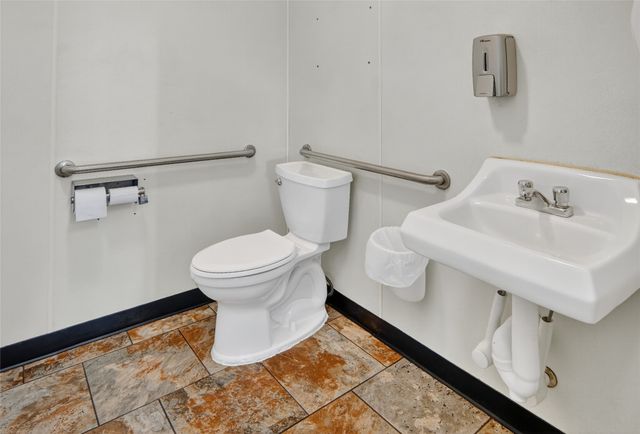 3016 W State Highway 154, Quitman, TX 75783