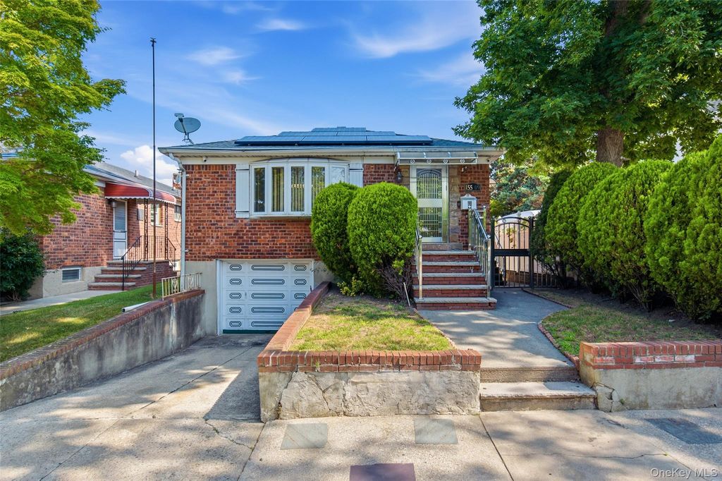15509 Cross Island Parkway, Whitestone, NY 11357