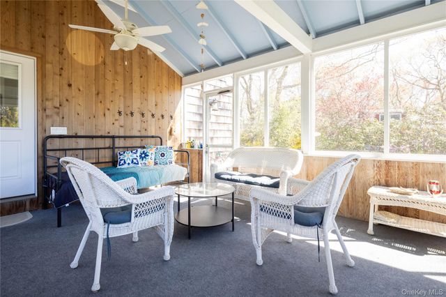 1635 Smith Road, Peconic, NY 11958