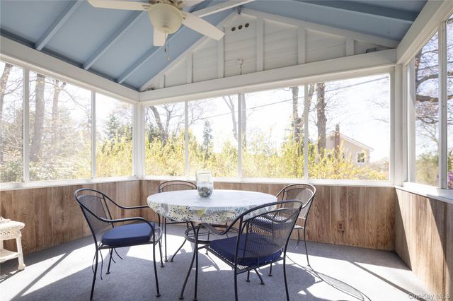 1635 Smith Road, Peconic, NY 11958
