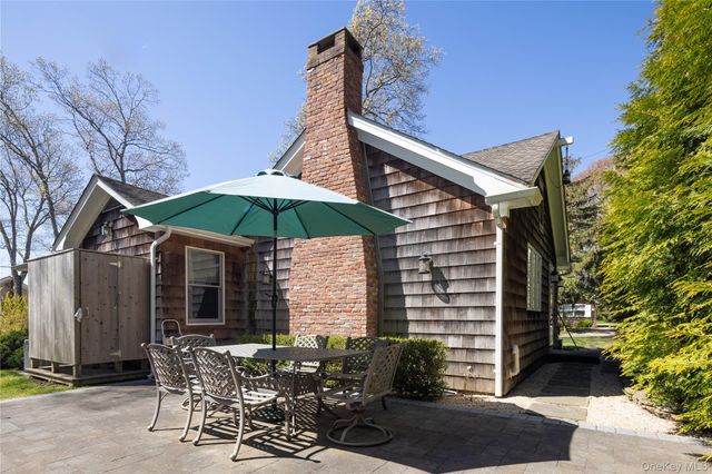 1635 Smith Road, Peconic, NY 11958
