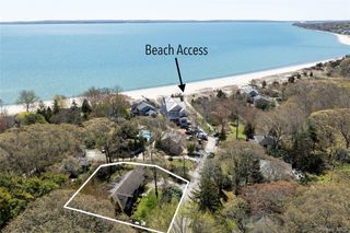 1635 Smith Road, Peconic, NY 11958