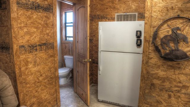 457 N Tomahawk Way, Concan, TX 78838