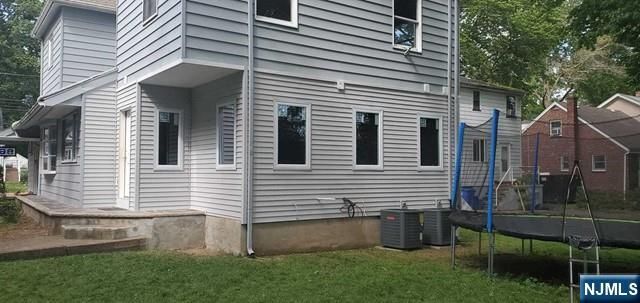 96 Columbus Drive, Tenafly, NJ 07670