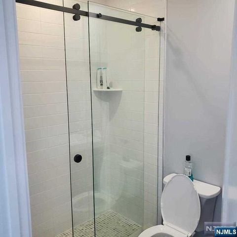 96 Columbus Drive, Tenafly, NJ 07670