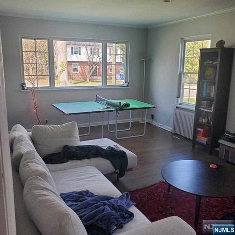 96 Columbus Drive, Tenafly, NJ 07670