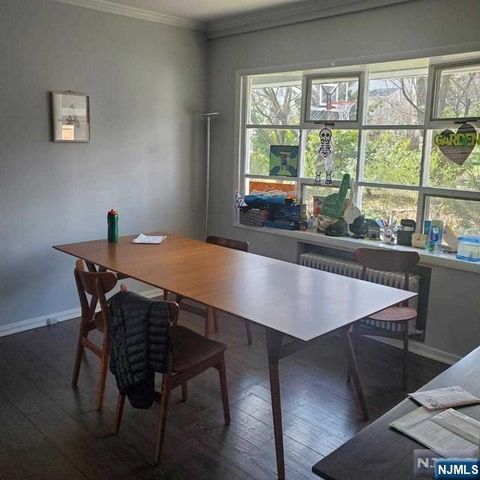 96 Columbus Drive, Tenafly, NJ 07670