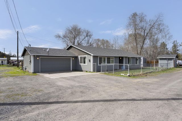 1901 SE Paulina Highway, Prineville, OR 97754