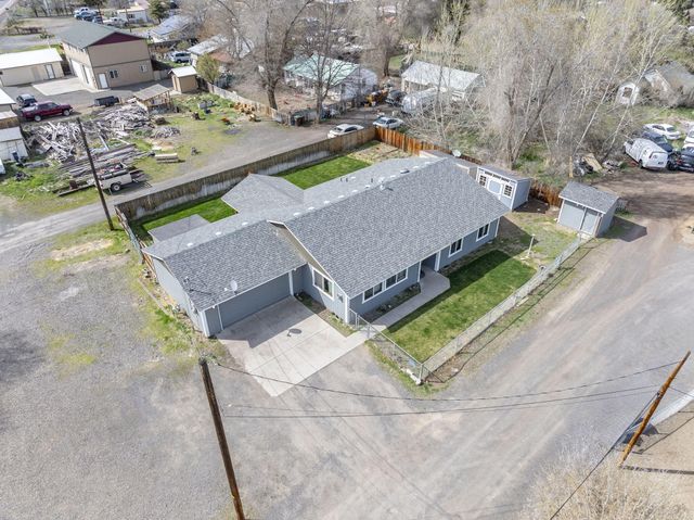 1901 SE Paulina Highway, Prineville, OR 97754