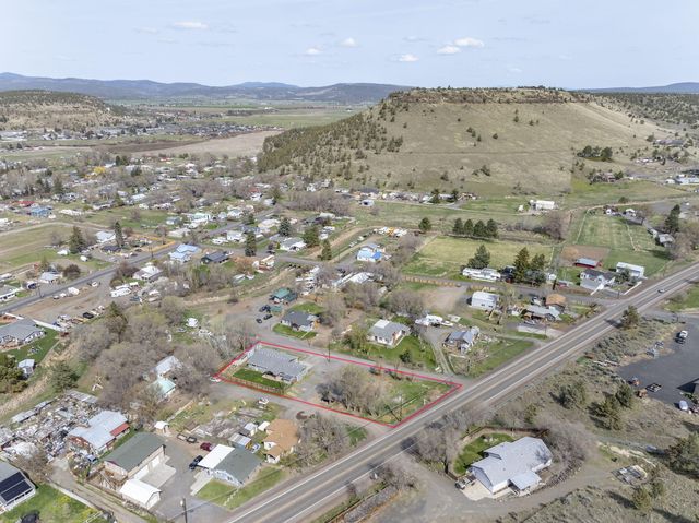 1901 SE Paulina Highway, Prineville, OR 97754