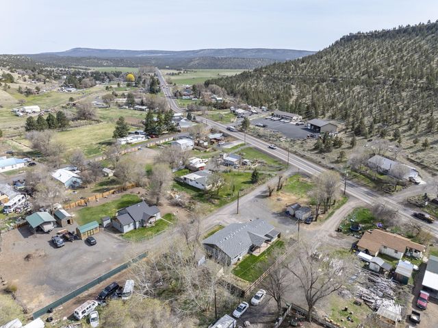 1901 SE Paulina Highway, Prineville, OR 97754