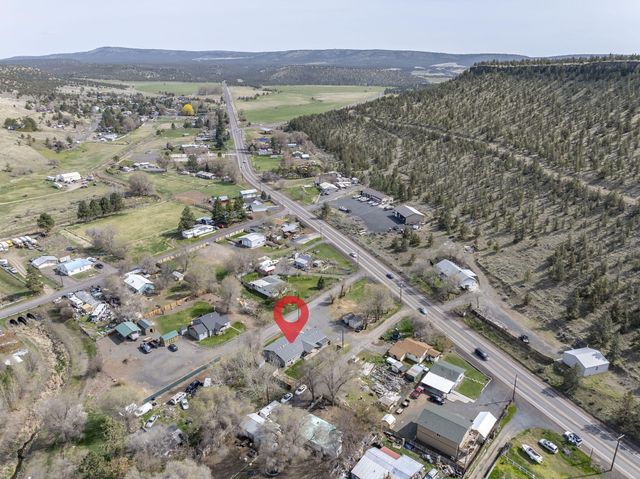 1901 SE Paulina Highway, Prineville, OR 97754