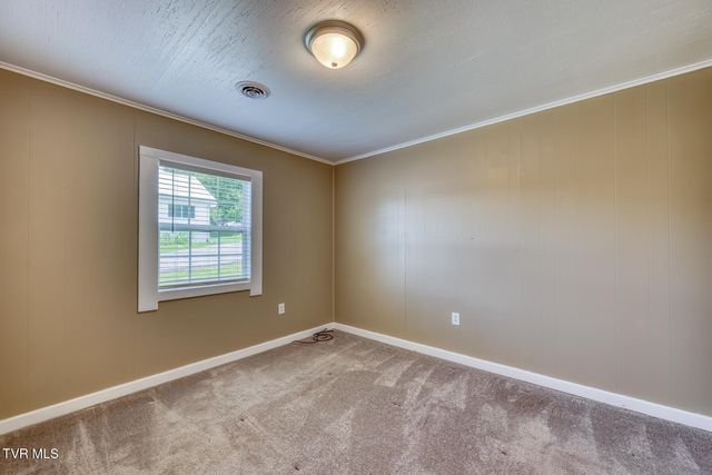 2642 Broad Street, Bristol, TN 37620