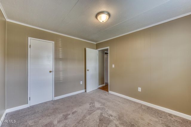 2642 Broad Street, Bristol, TN 37620