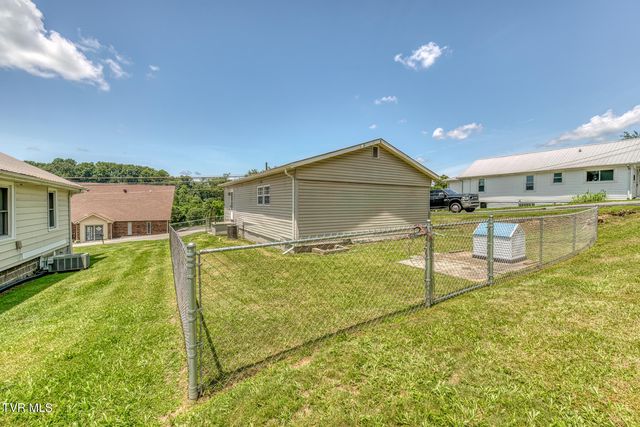 2642 Broad Street, Bristol, TN 37620
