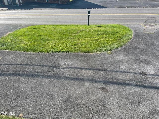 2642 Broad Street, Bristol, TN 37620