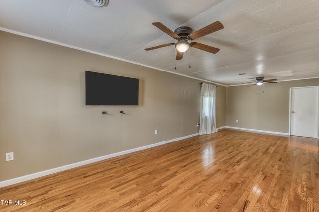 2642 Broad Street, Bristol, TN 37620