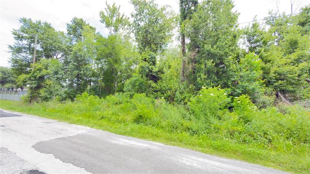 7402 LAND DRIVE, Wesley Chapel, FL 33545