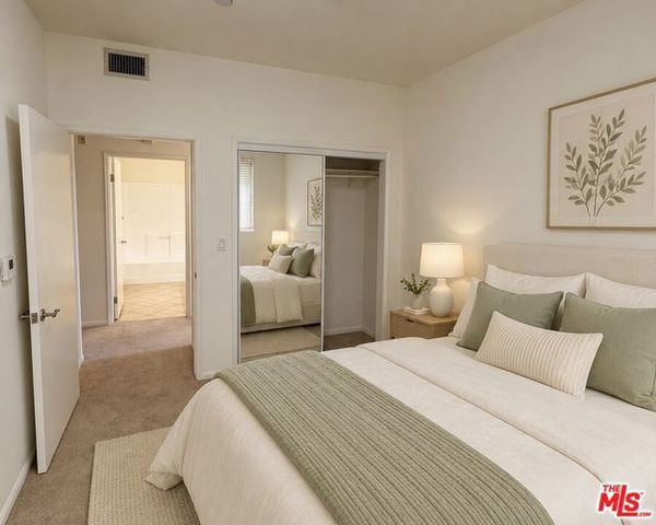 13941 Sherman Way 208, Van Nuys (los Angeles), CA 91405