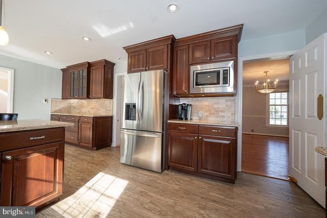 1099 ARMSTRONG CT, Wayne, PA 19087