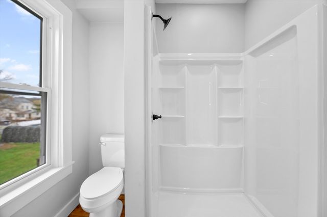 388 Water St, Clinton, MA 01510