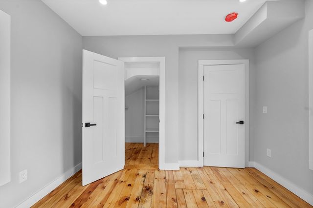 388 Water St, Clinton, MA 01510