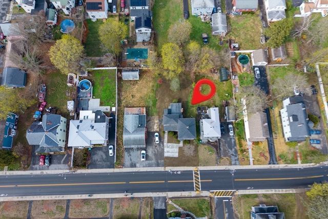 388 Water St, Clinton, MA 01510