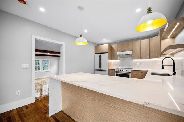 388 Water St, Clinton, MA 01510