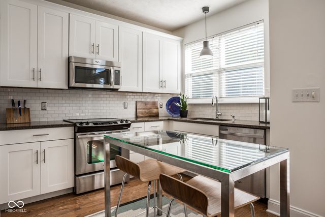 2413 N Park Avenue, Indianapolis, IN 46205