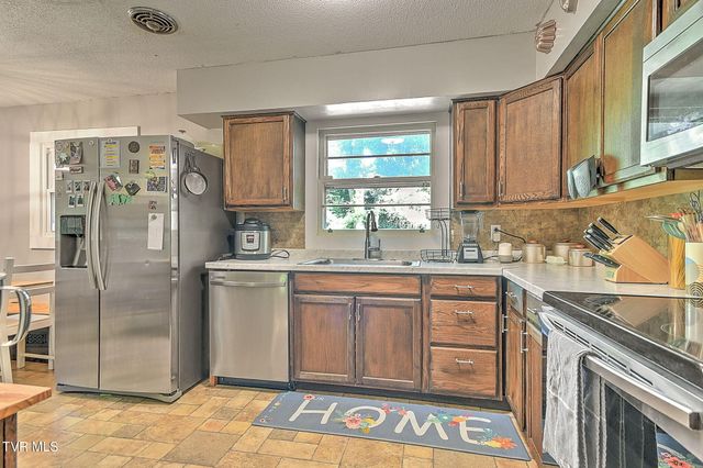 119 Lynnwood Drive, Gray, TN 37615