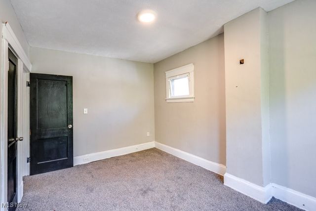 12006 Castlewood Avenue, Cleveland, OH 44108