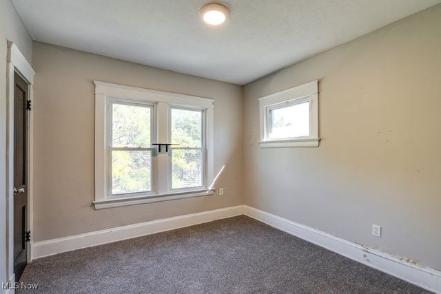 12006 Castlewood Avenue, Cleveland, OH 44108