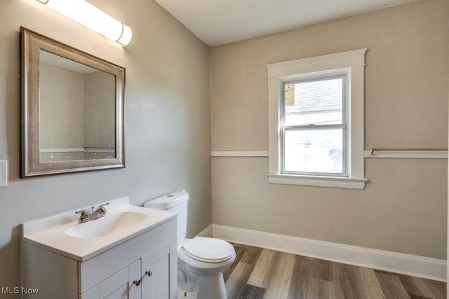 12006 Castlewood Avenue, Cleveland, OH 44108