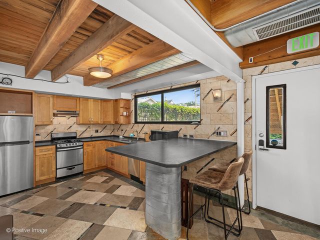 1817 Church Street, Evanston, IL 60201