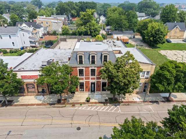 1817 Church Street, Evanston, IL 60201