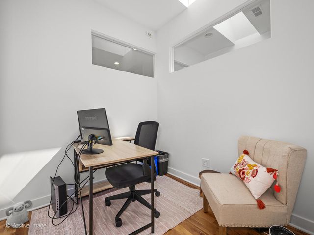 1817 Church Street, Evanston, IL 60201