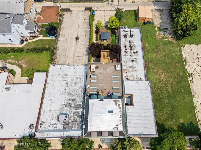 1817 Church Street, Evanston, IL 60201