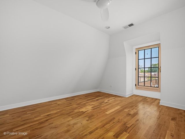 1817 Church Street, Evanston, IL 60201