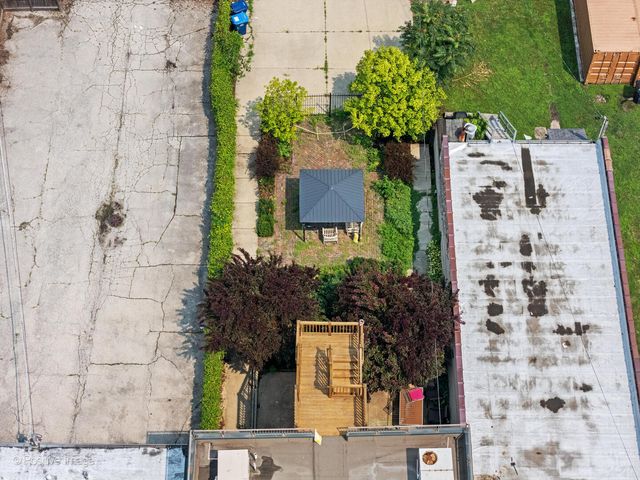 1817 Church Street, Evanston, IL 60201