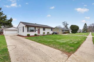 7418 Orion Street, Loves Park, IL 61111