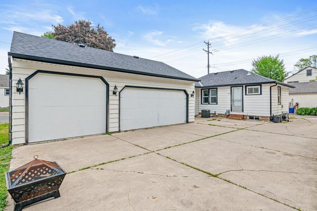 2843 Mckinley Street NE, Minneapolis, MN 55418
