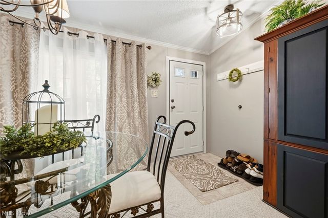 6416 Winterhaven, Madison, OH 44057