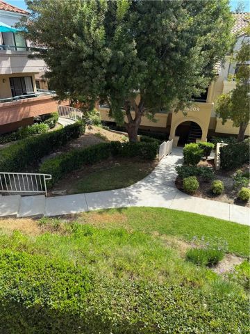 18107 Erik Court 464, Canyon Country, CA 91387