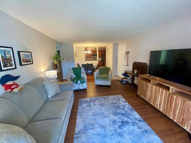 200 Manning St 2B, Hudson, MA 01749