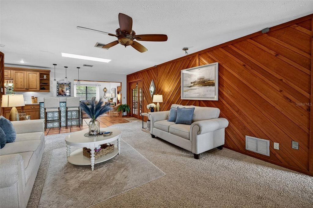 Image 27 of property listing at 5841 OSPREY ROAD, Venice, FL 34293