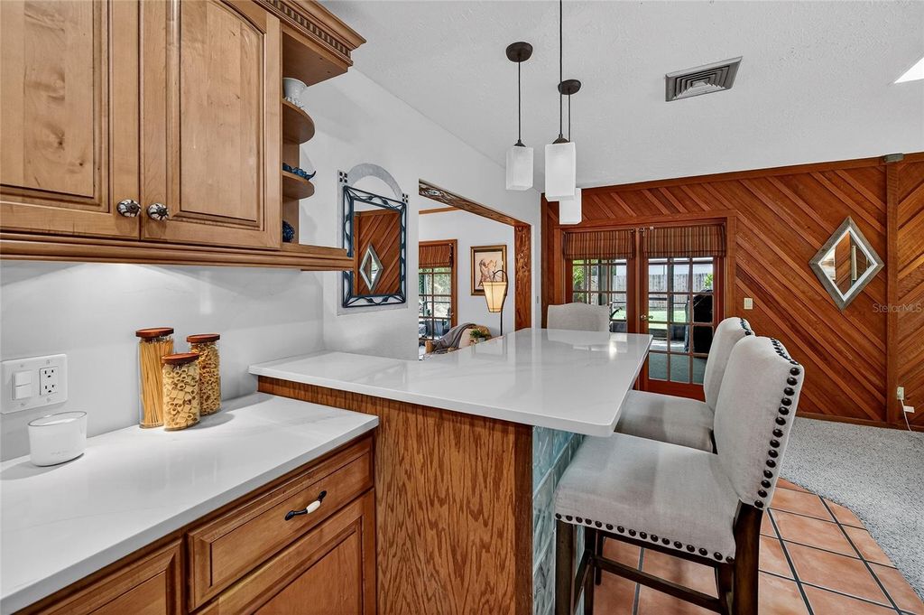 Image 37 of property listing at 5841 OSPREY ROAD, Venice, FL 34293