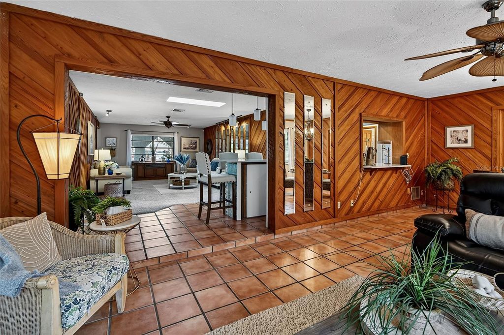 Image 39 of property listing at 5841 OSPREY ROAD, Venice, FL 34293