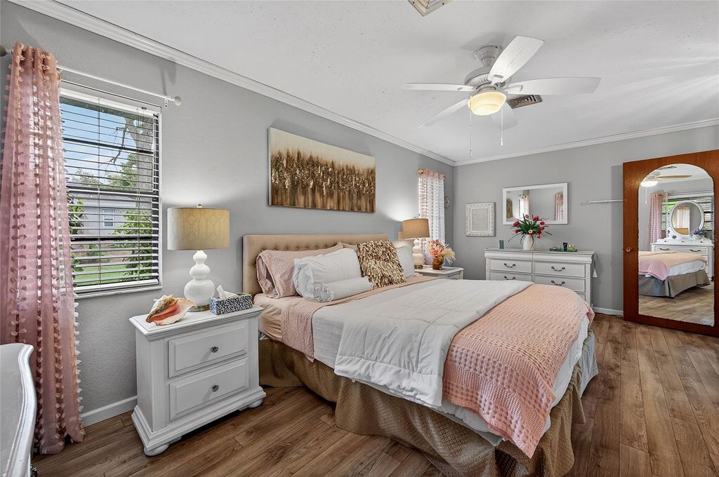 Image 46 of property listing at 5841 OSPREY ROAD, Venice, FL 34293