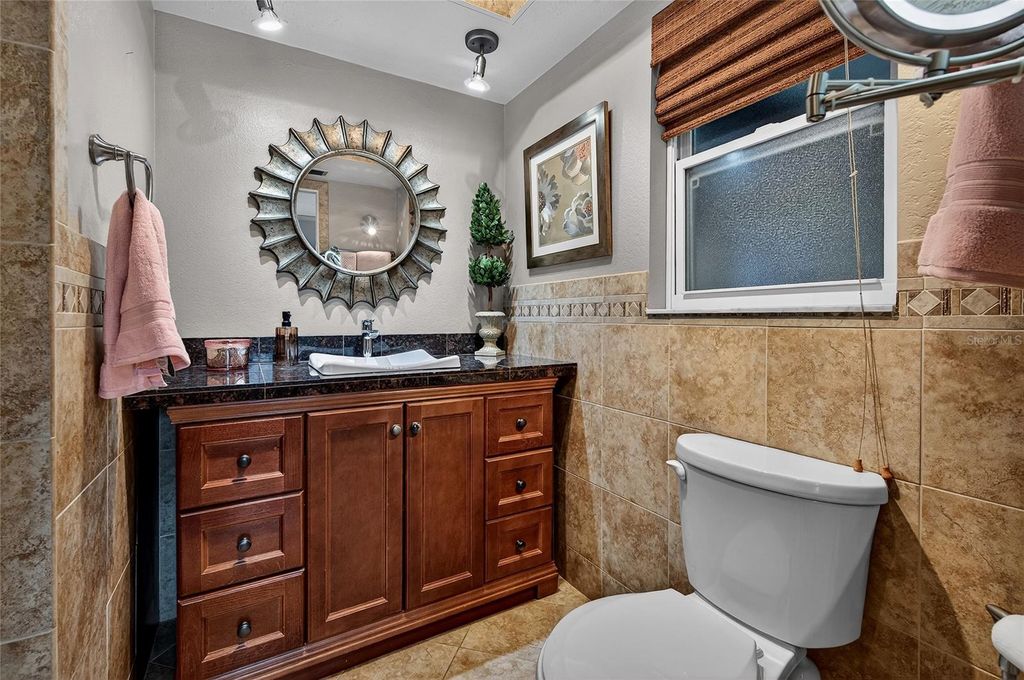 Image 48 of property listing at 5841 OSPREY ROAD, Venice, FL 34293