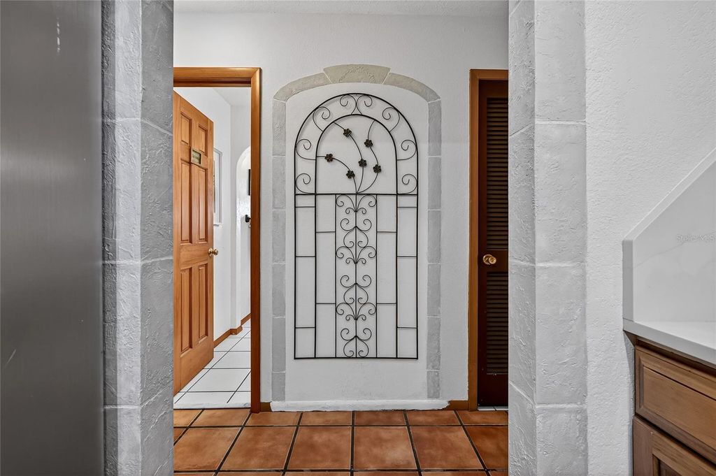 Image 63 of property listing at 5841 OSPREY ROAD, Venice, FL 34293